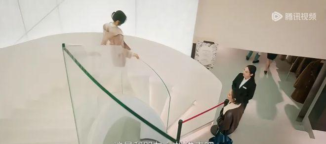 闺蜜暗战，极限拉扯	，这才是成年人该看的情感修罗场_闺蜜暗战，极限拉扯，这才是成年人该看的情感修罗场_
