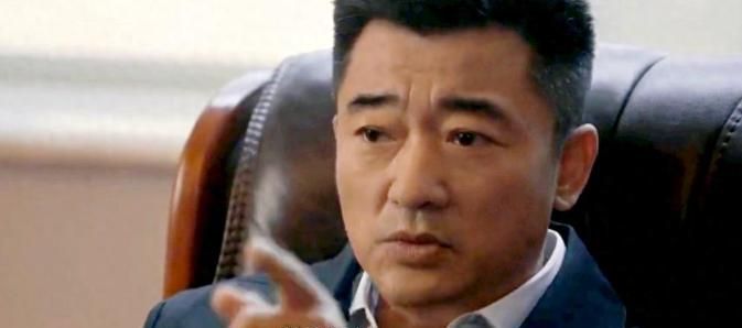 _《以法之名》36集大结局：秦锋牺牲，万海被害	，洪亮开放式结局_《以法之名》36集大结局：秦锋牺牲，万海被害，洪亮开放式结局