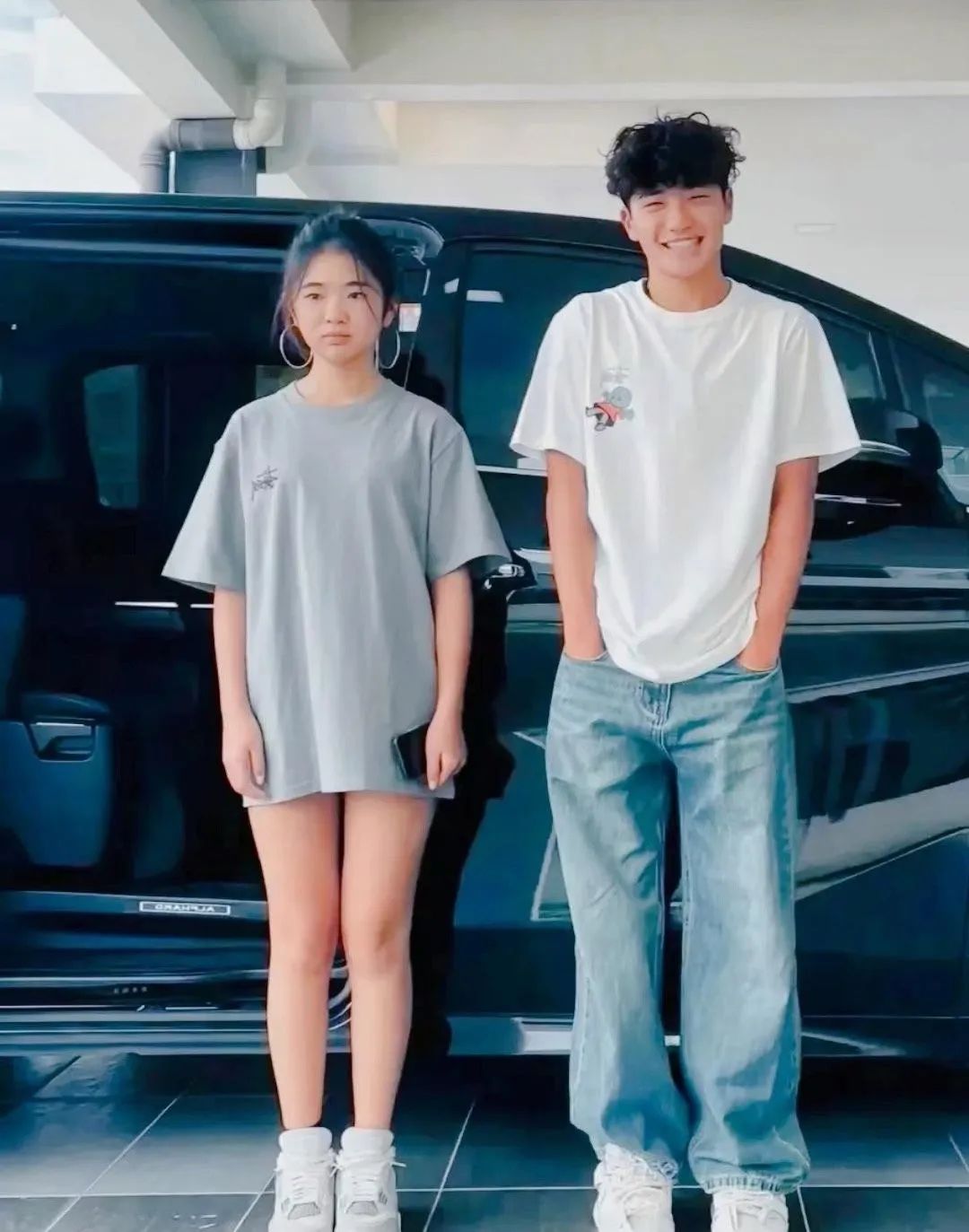 曹格女儿颜值进化史：从“包子脸”到“高级脸