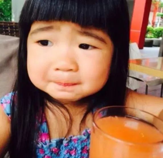 曹格女儿颜值进化史：从“包子脸”到“高级脸